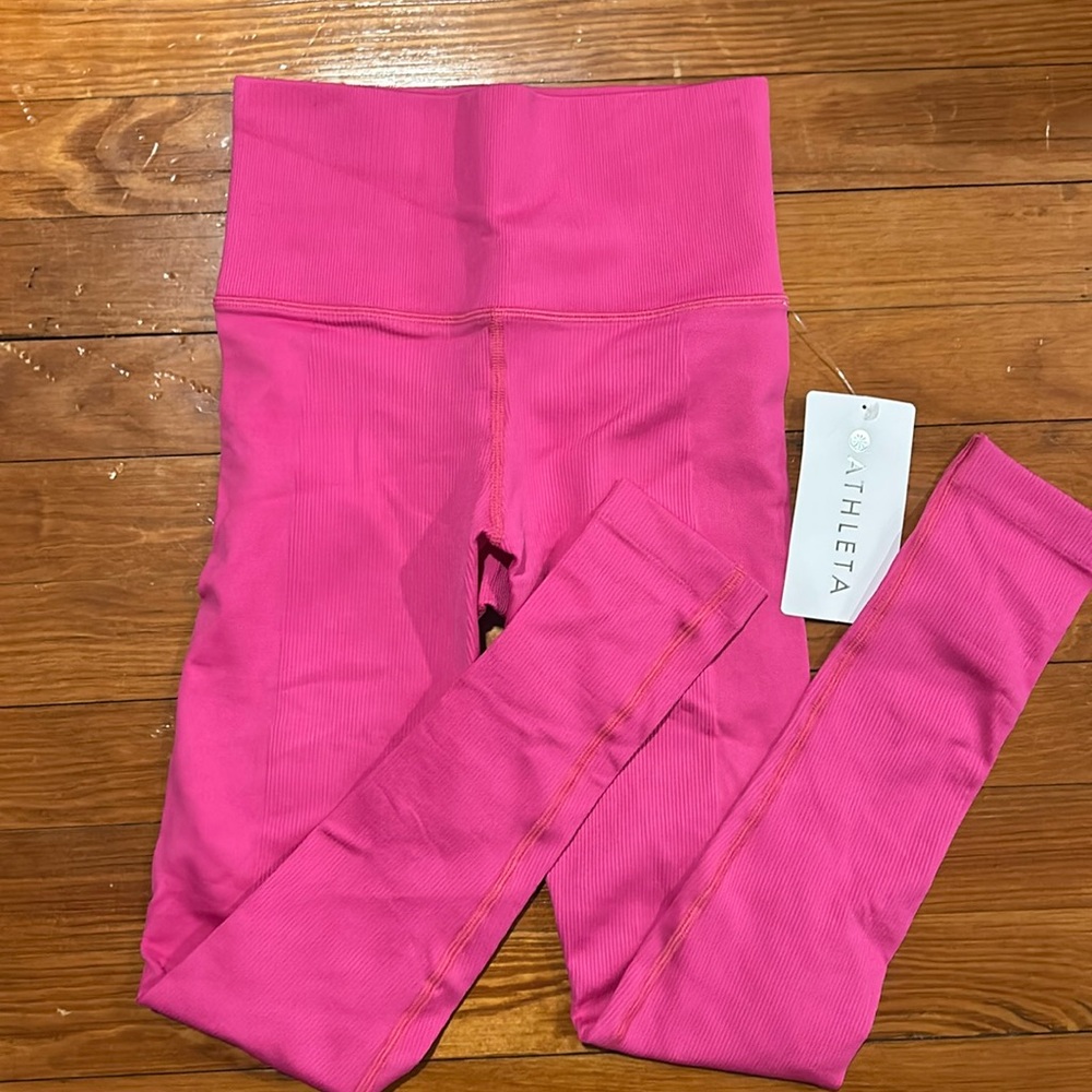 Athleta Aurora Ribbed Legging
